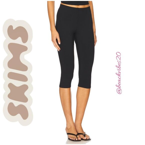 SKIMS Smooth Lounge Capri Obsidian Small NWOT O-343 - Picture 3 of 10